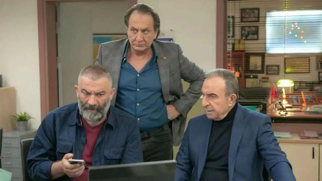 Arka Sokaklar dizisinin süper ikilisiydi! Şevket Çoruh'tan şaşırtan Özgür Ozan çıkışı: Dost değiliz 
