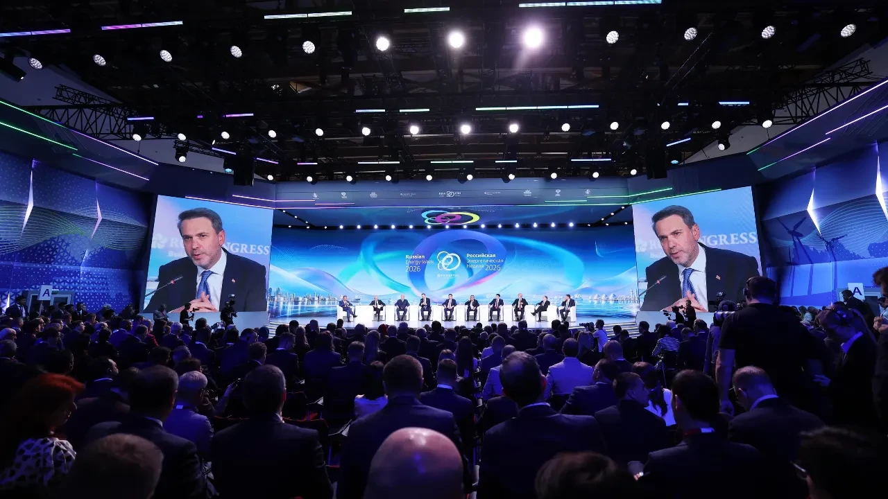 Bakan Bayraktar Rusya Enerji Haftası’nda konuştu: 