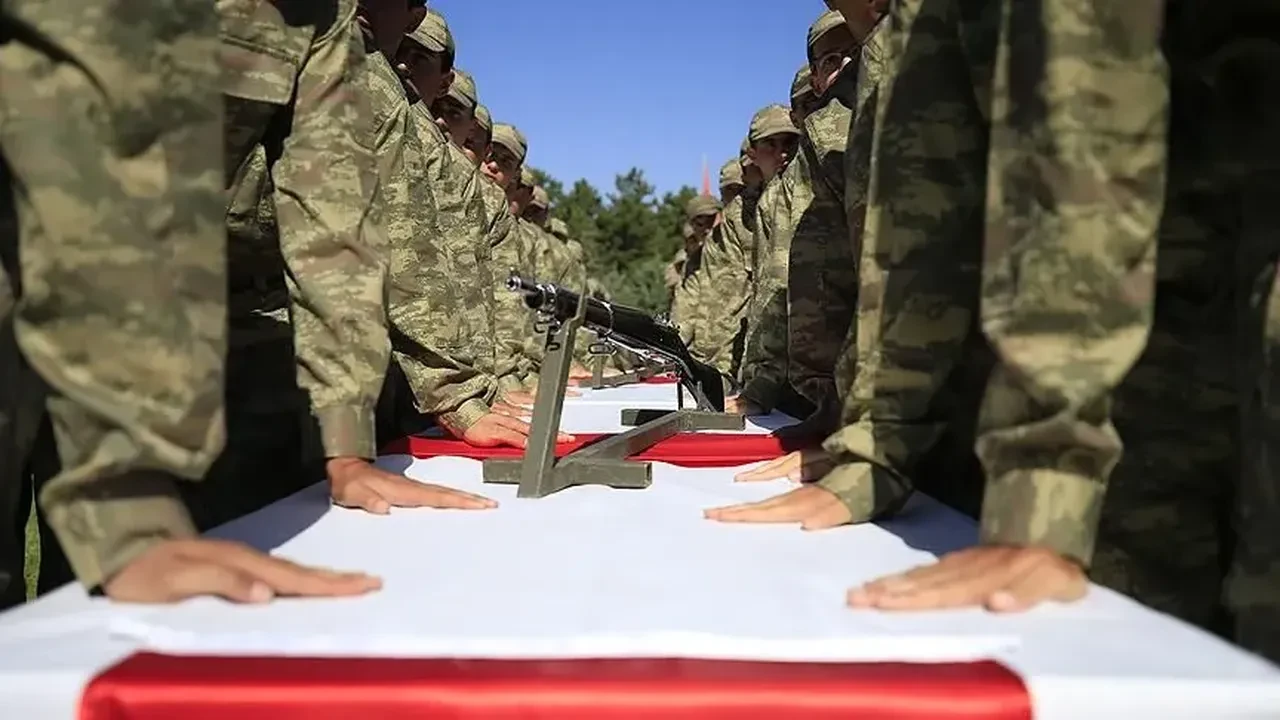 Bedelli kışla şartı kalkacak mı? DMM'den kışlasız bedelli askerlik iddialarına açıklama