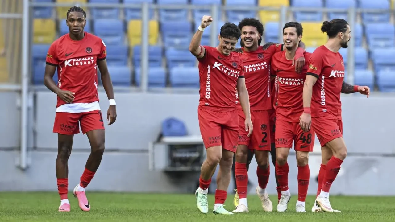 CANLI MAÇ ANLATIMI | Gençlerbirliği ile Galatasaray karşı karşıya geliyor