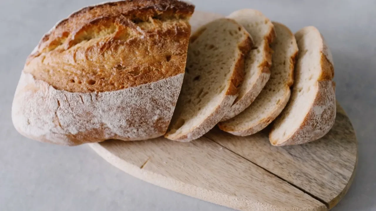 Ekşi mayalı ekmekten öyle bir tost yaptım ki! Dışı çıtır, içi yumuşacık 