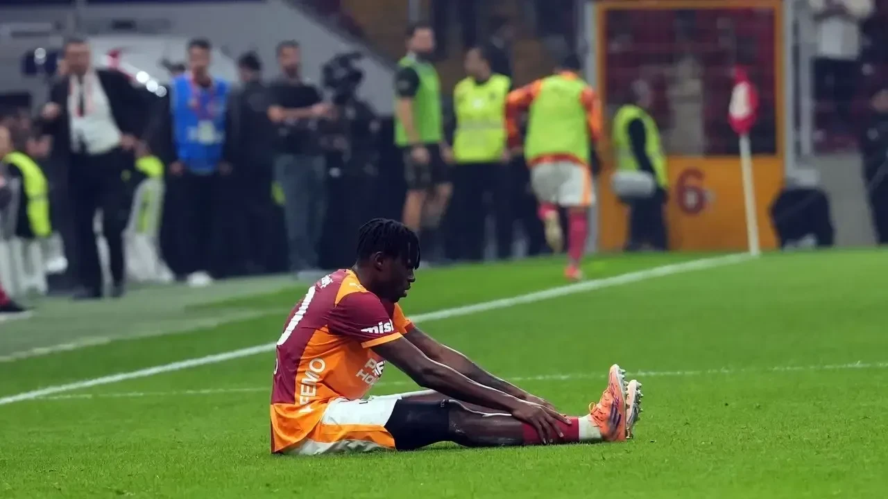 Galatasaray'da Wilfried Singo'dan iyi haber! Sahalara döneceği tarih netleşti