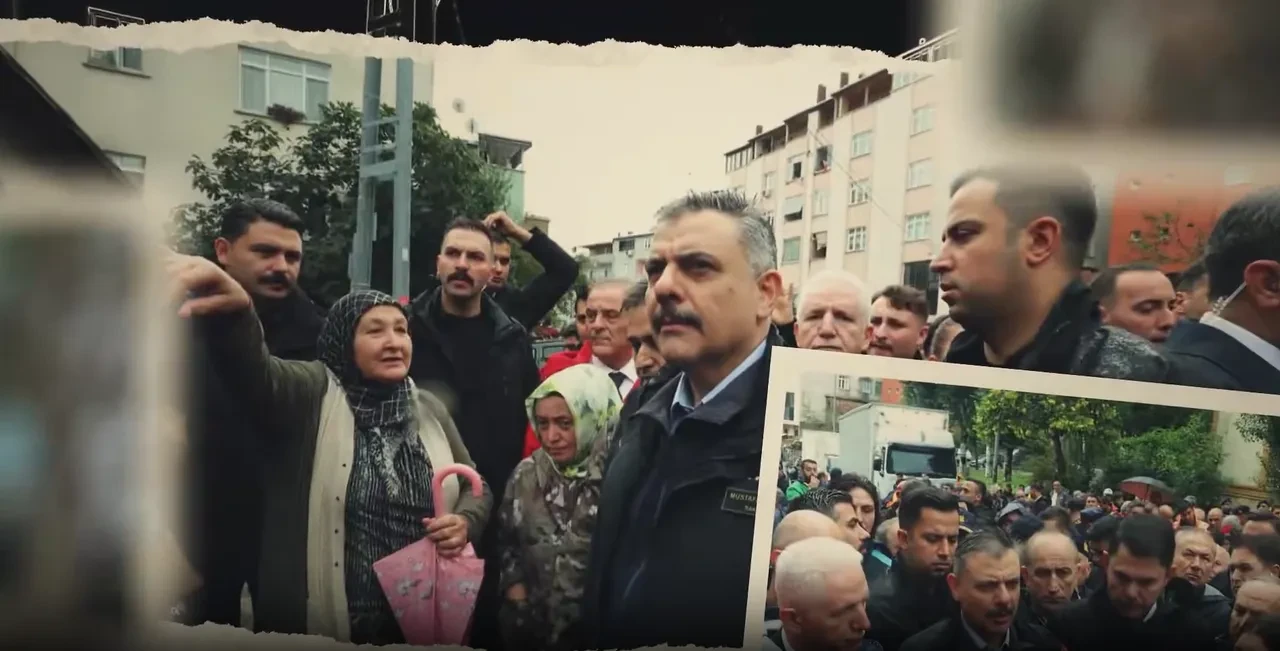 İçişleri Bakanı Mustafa Çiftçi ve Çevre Bakanı Murat Kurum Ayazağa’da incelemelerde bulundu: "Afetin izlerini birlikte sileceğiz"