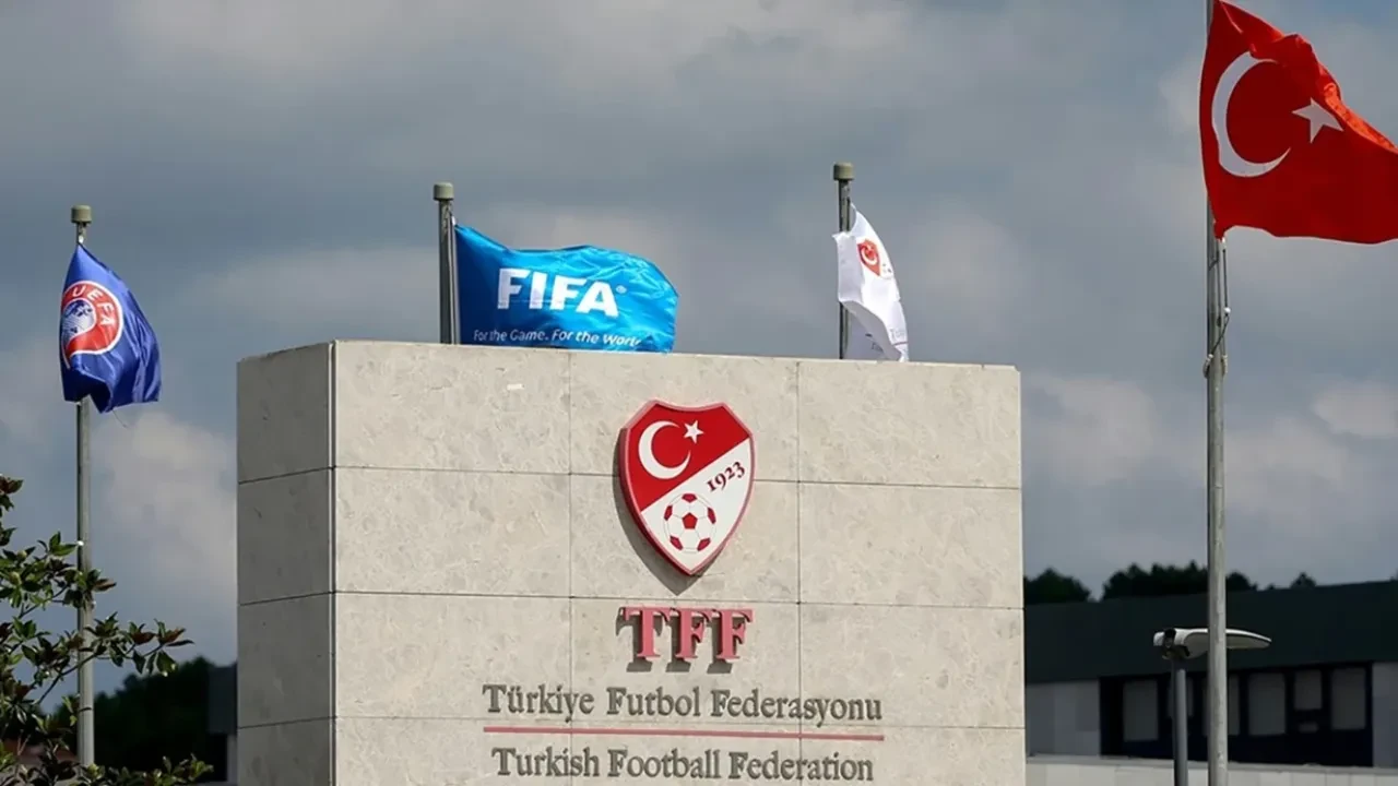 PFDK'dan Beşiktaş, Galatasaray ve Trabzonspor'a ceza