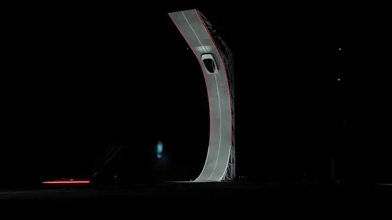 Tesla Roadster çıktı mı, ne zaman çıkacak? Uçan arabanın fiyatı ne kadar, kaç TL?