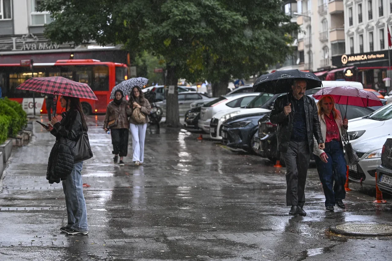 Bakan Murat Kurum'dan İstanbul dahil 10 ile turuncu kod uyarısı! Pazar günü plan yapanlar dikkat