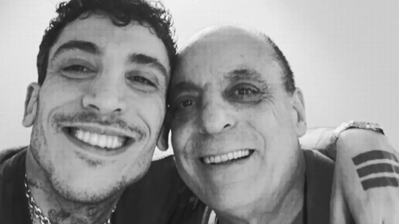 Can Bonomo’nun acı günü! Ünlü Şarkıcı babası Yaşar Bonomo'nun vefat haberini sosyal medyadan duyurdu