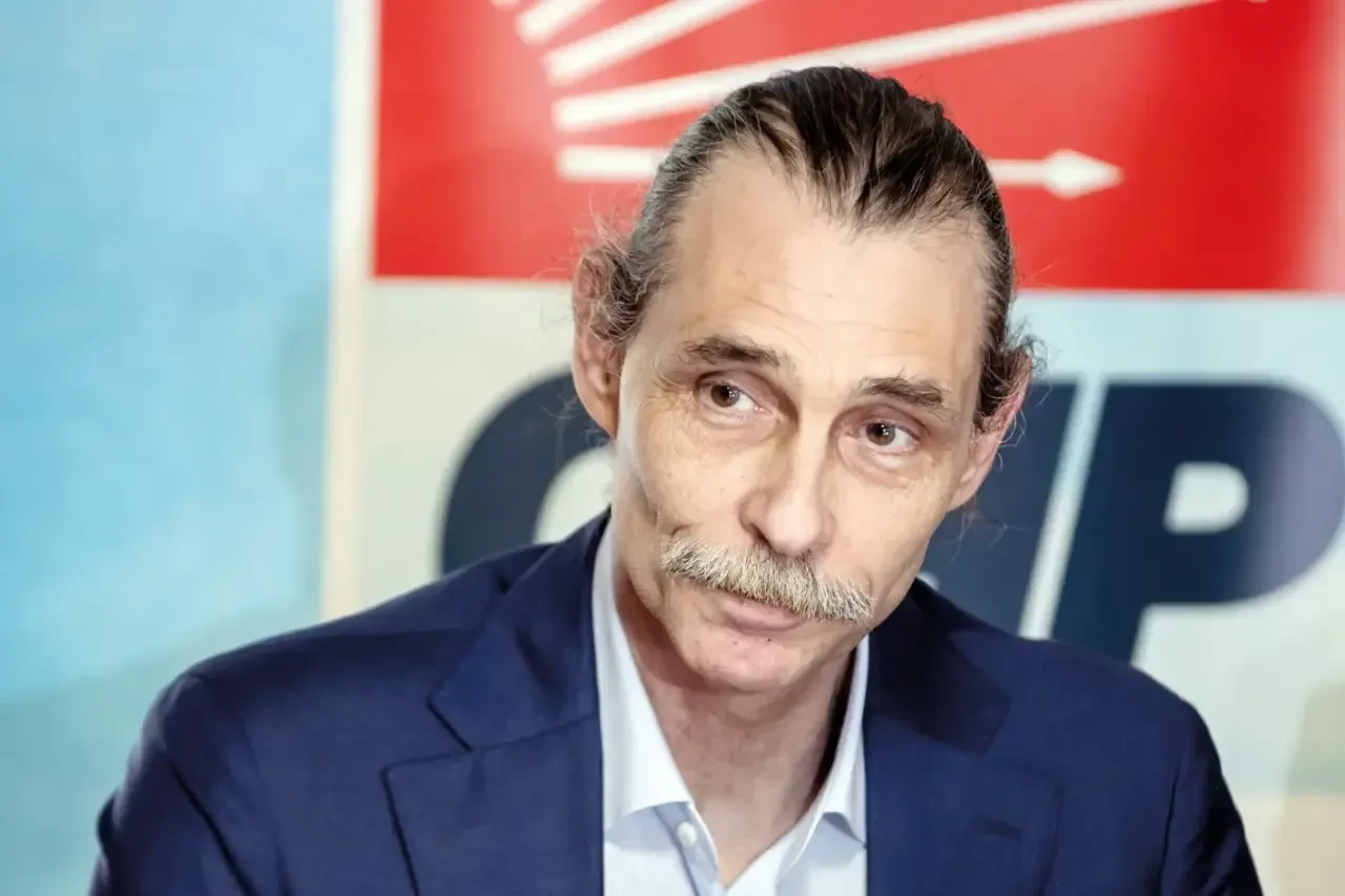 Etimesgut Belediyesi'ne yeni operasyon: 2 başkan yardımcısı dahil 7 kişi tutuklandı