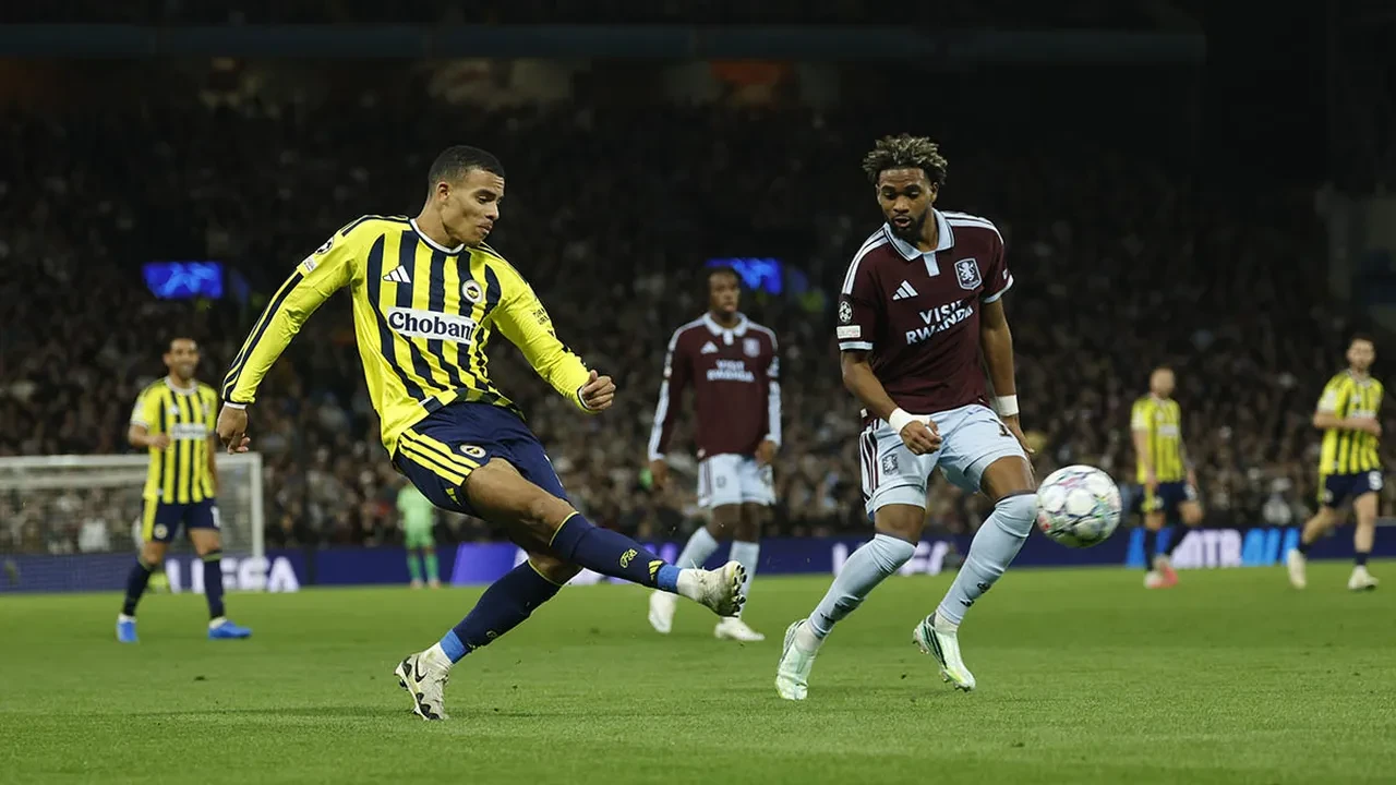Fenerbahçe Aston Villa maçı sonrası moral depolamak istiyor! İşte Fenerbahçe-Alanyaspor maçının muhtemel 11'leri