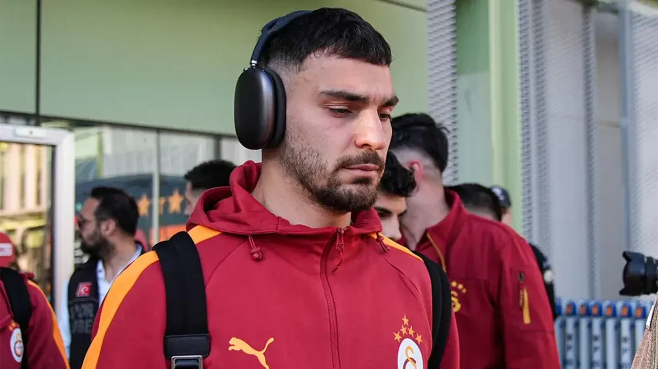 Galatasaray'da şoke eden ayrılık! 'Maaşıma sayın' deyip bonservisini istedi