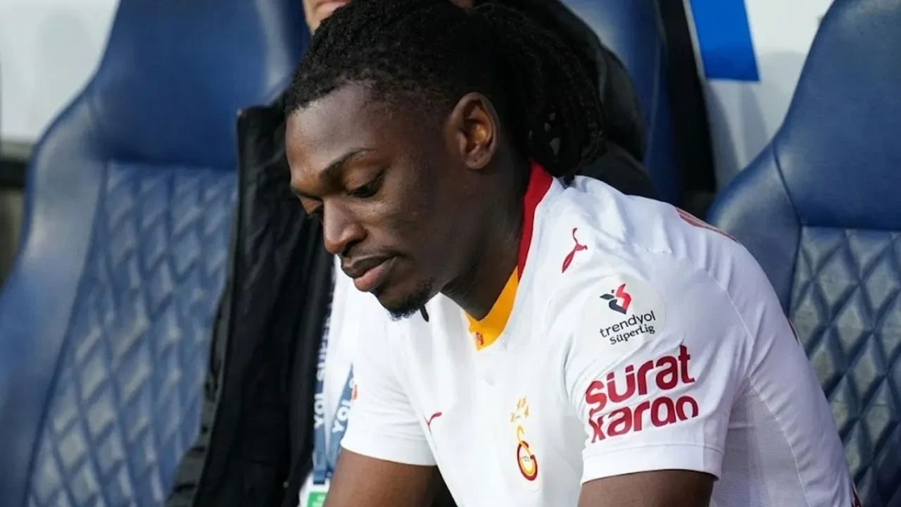 Leao neden oyundan çıktı? Rafael Leao Fenerbahçe maçında oynayacak mı?