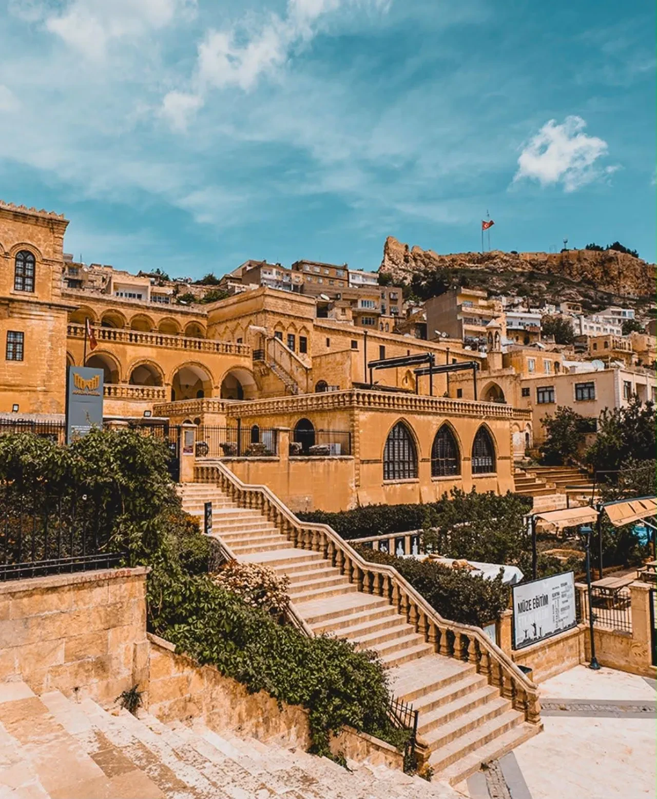 Mardin’in taş sokaklarında festival heyecanı başladı! Mardin ikinci kez Türkiye Kültür Yolu Festivali ile buluştu