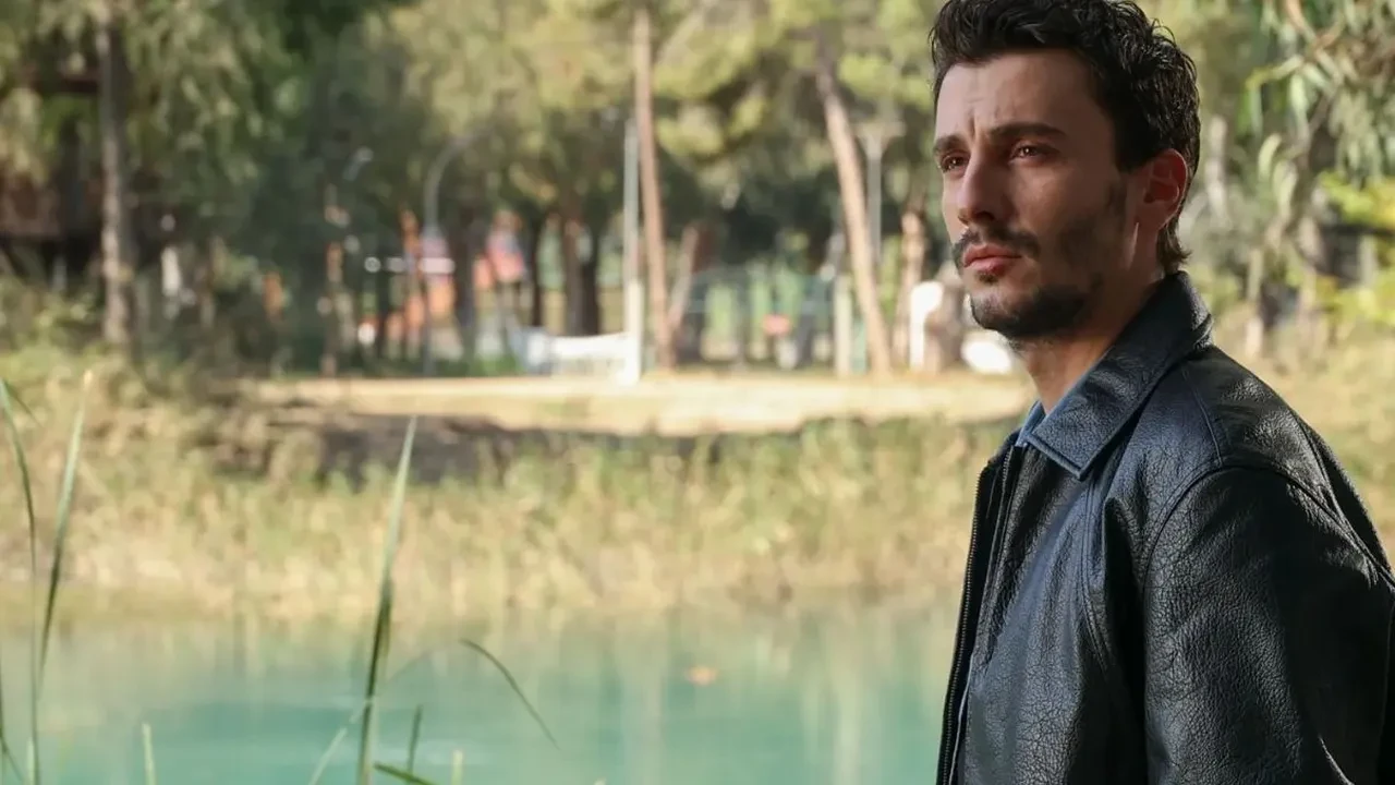 Mercan Köşk final yapıyor! Kubilay Aka ve Hafsanur Sancaktutan’lı Mercan Köşk dizisi neden bitiyor?