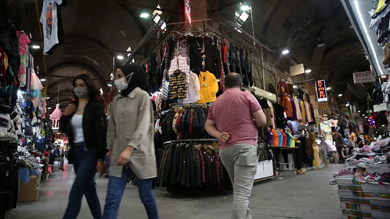 Esnafa yönelik 7 bin 200 gün düzenlemesi