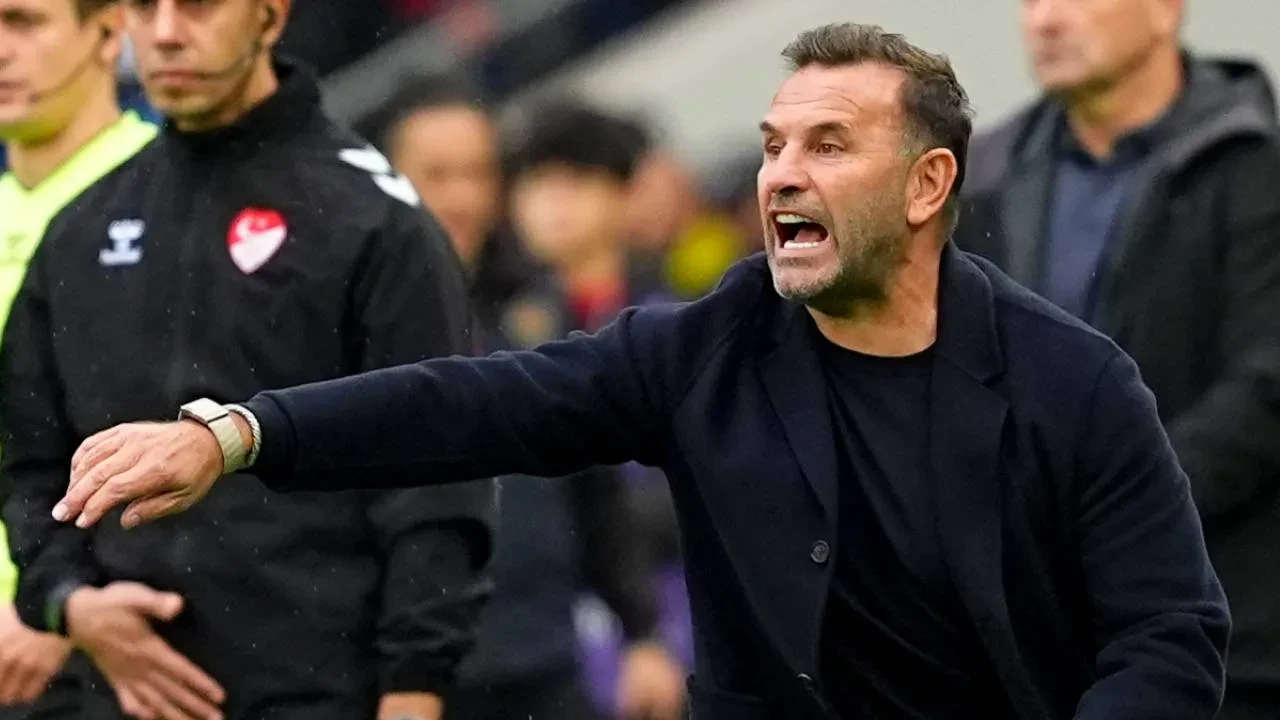 Rafael Leao neden oyundan çıktı? Okan Buruk merak edilen konuya açıklık getirdi