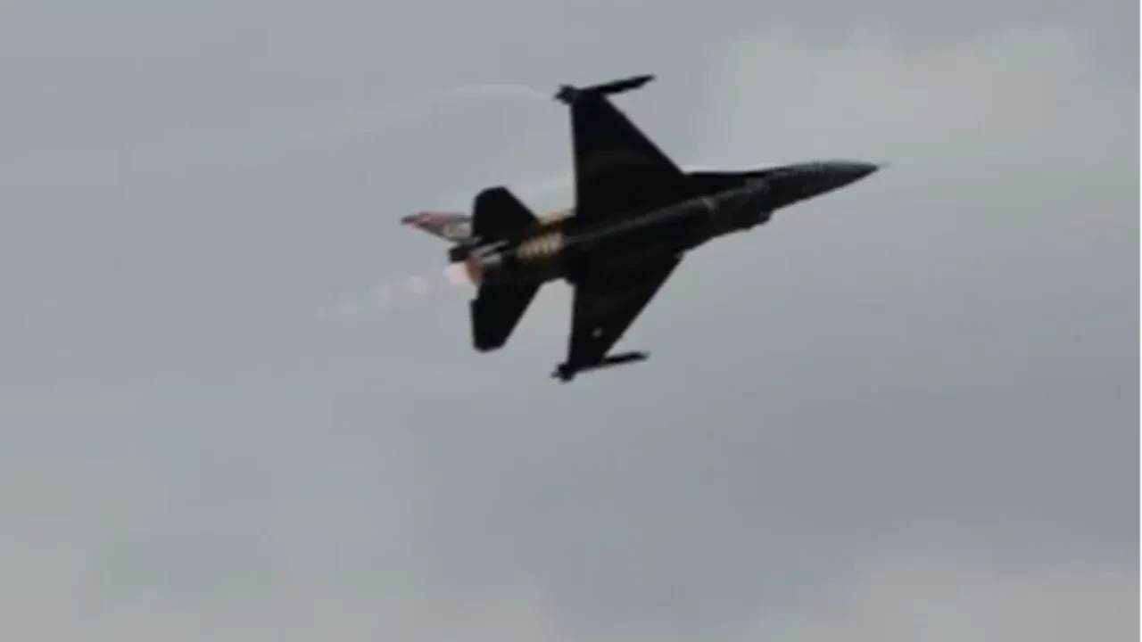 SOLOTÜRK gösterisi Tokat'ta izleyenleri hayran bıraktı
