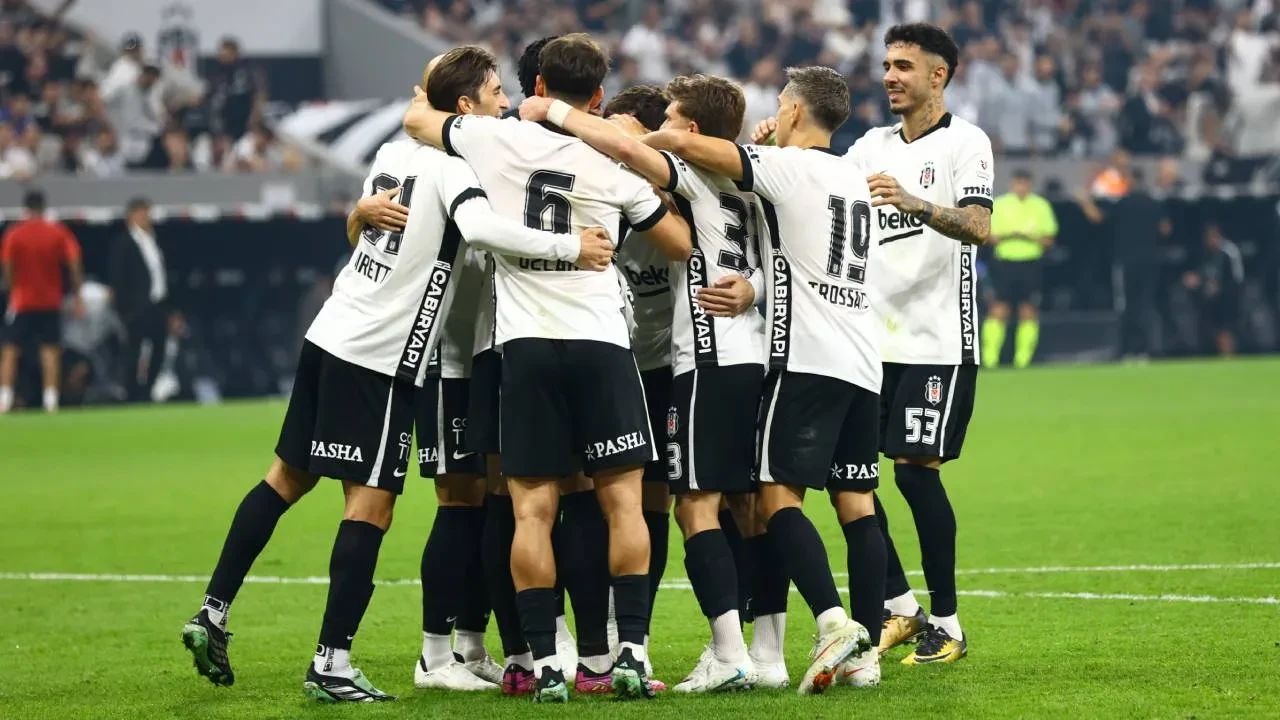 CANLI MAÇ ANLATIMI | Trabzonspor ile Beşiktaş derbide karşılaşıyor