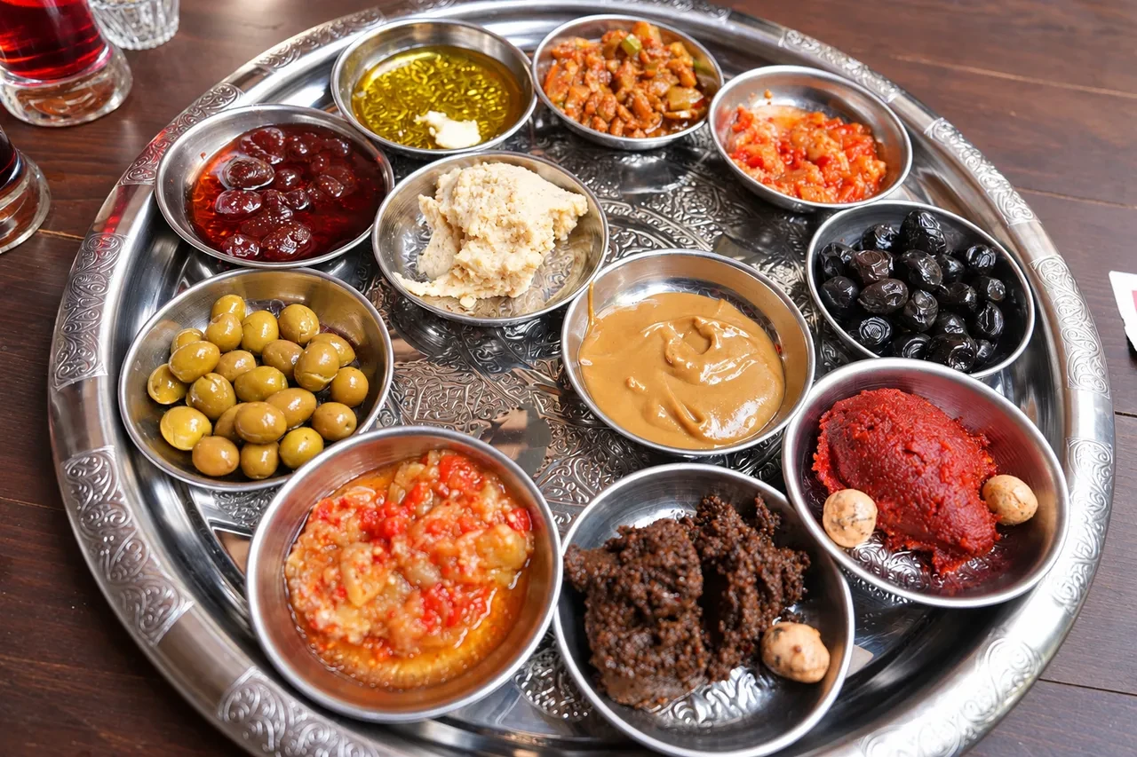 Diyarbakır’ın lezzet haritası çıkarıldı: Meftuneden duvaklı pilava 48 gastronomi noktası