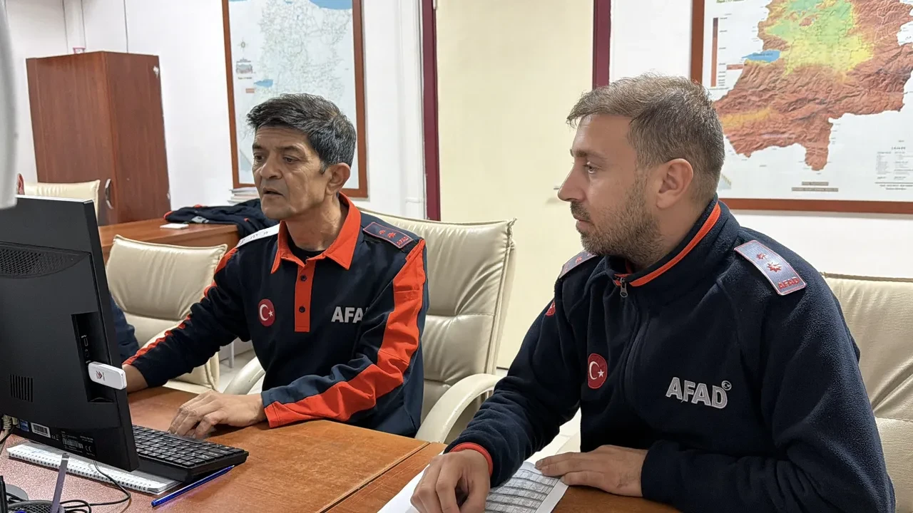 Dünya Zeynep bebeğin kurtarılma anlarını konuştu: AFAD personeli operasyonu anlattı