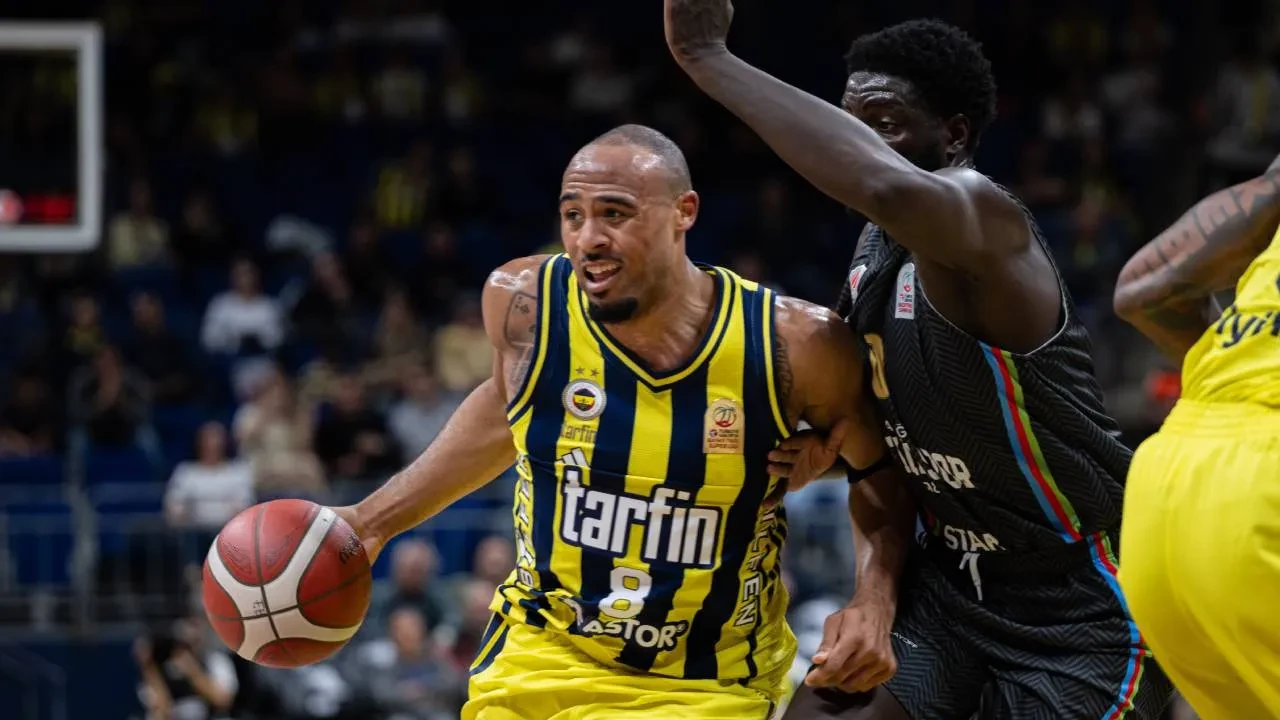 Fenerbahçe Tarfin evinde yenildi! Sarı-lacivertliler, Aliağa Petkimspor'a kaybetti