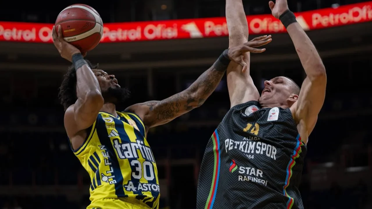 Fenerbahçe Tarfin evinde yenildi! Sarı-lacivertliler, Aliağa Petkimspor'a kaybetti