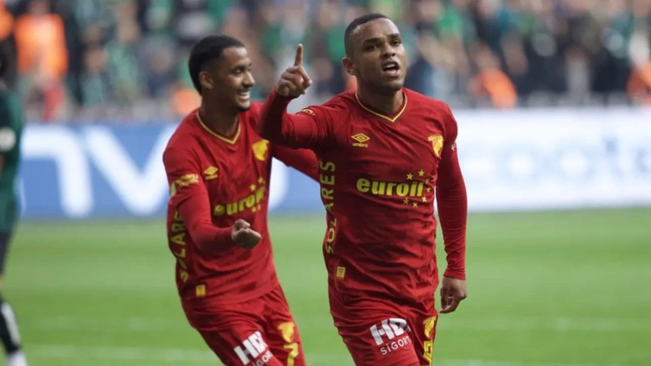 Göztepe, üst üste 2. kez kazandı! İzmir ekibi, Kocaelispor'u yendi