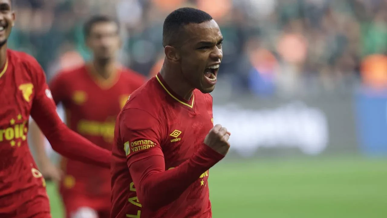 Göztepe, üst üste 2. kez kazandı! İzmir ekibi, Kocaelispor'u yendi