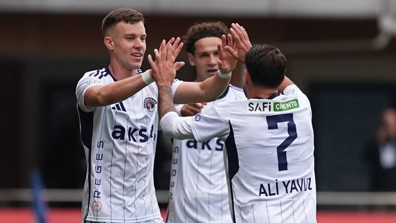 Kasımpaşa 4 golle kazandı! İstanbul temsilcisi, Samsunspor'u mağlup etti
