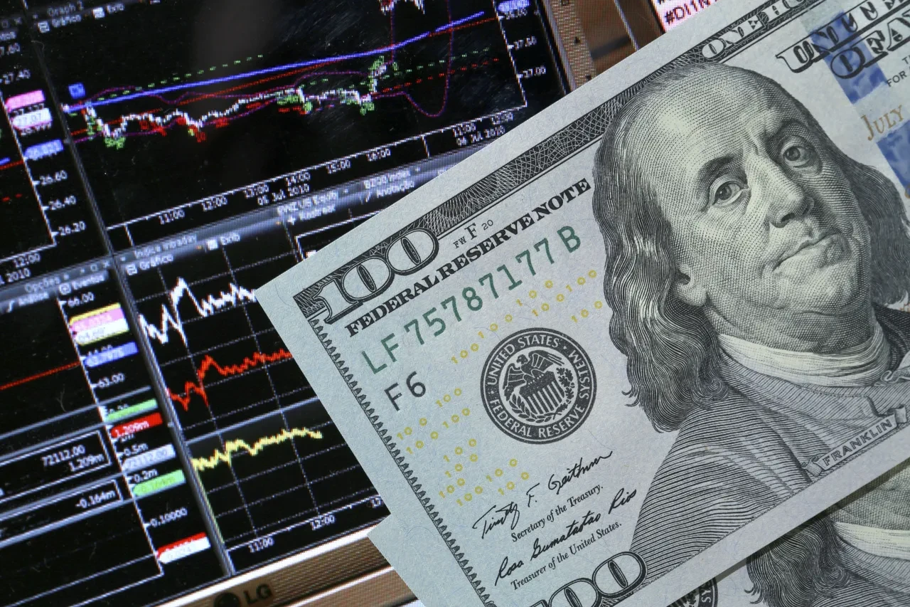 Merkez Bankası faizi 100 baz puan indirirse dolar uçar mı? Necmettin Batırel piyasayı tutacak formülü açıkladı