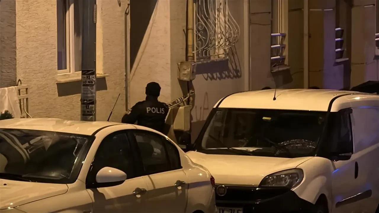 Misafirlikte kanlı son! Gözaltına alınan ev sahibi kadın feryat etti: Yalvarırım ölmedi deyin
