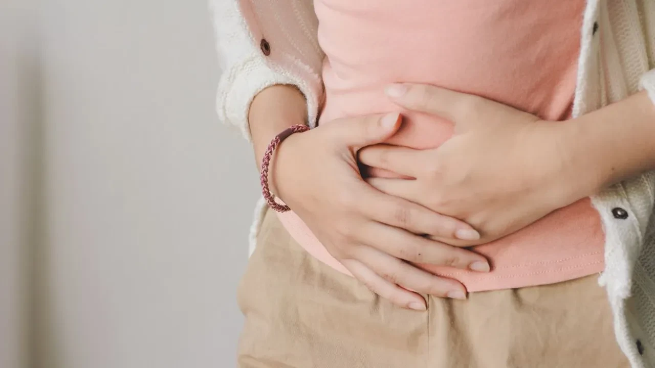 Yemek sonrası artan karın şişkinliğine anneanne çayı! Anında gazı bitiriyor