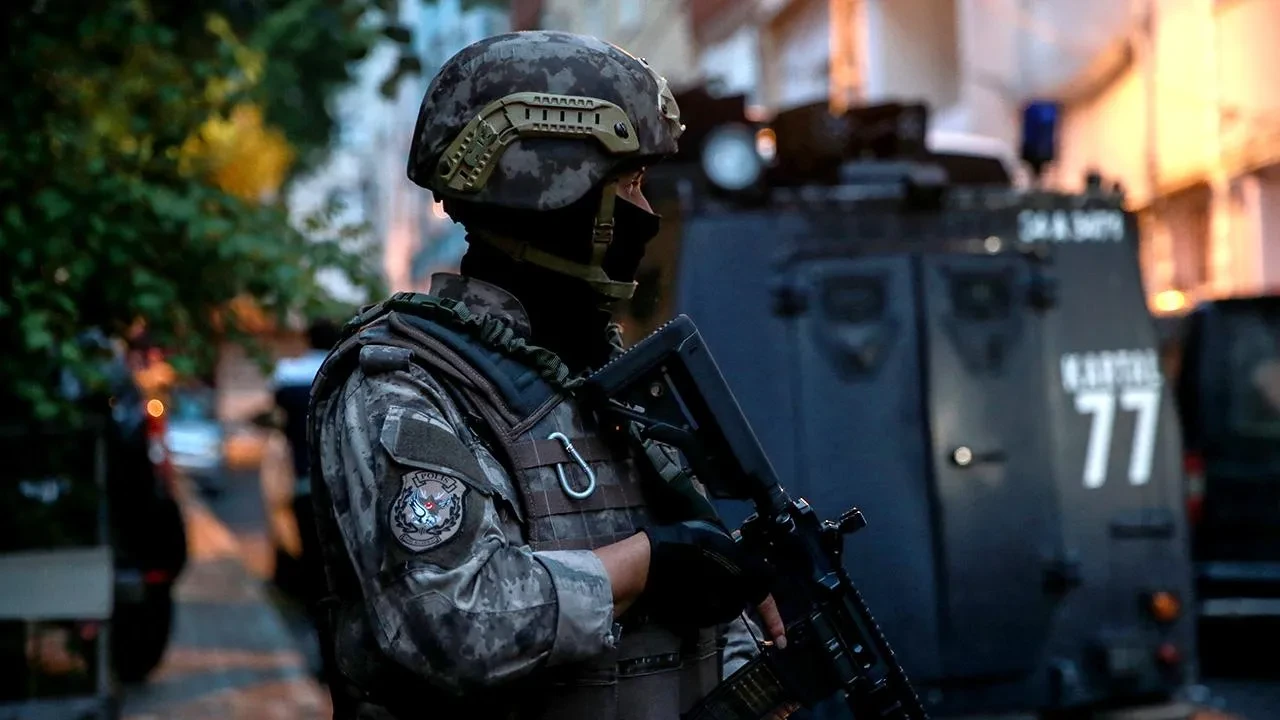 Alihan Kuriş suç örgütüne operasyon: Gözaltılar var