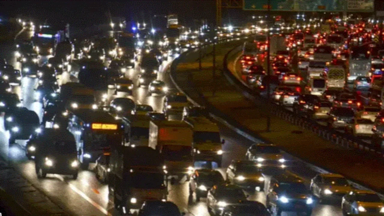 Büyükçekmece D-100'de yol çalışması: Bu saatlerde ulaşıma kapanacak