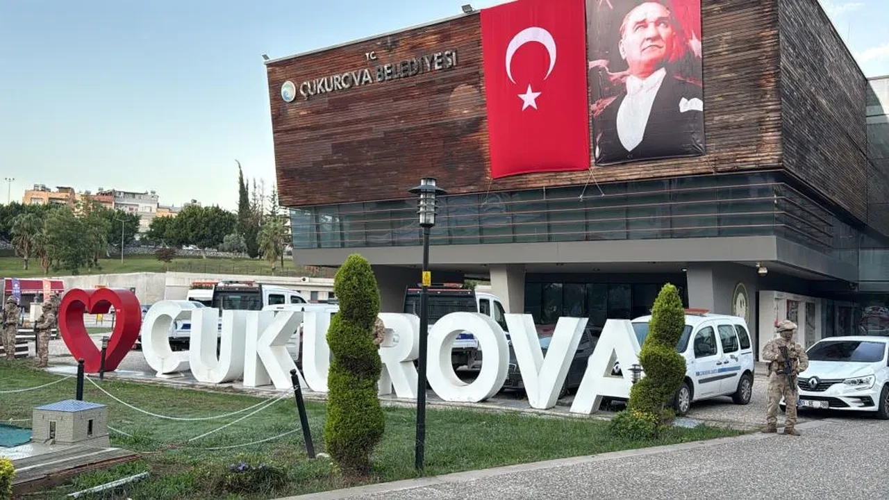 Çukurova Belediyesine operasyon: Çok sayıda gözaltı kararı var