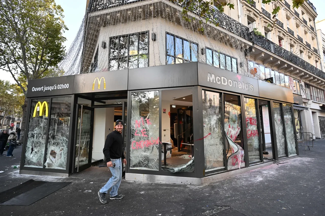 Fransa'daki olaylarda 1500'den fazla yer yağmalandı, zarar yüz milyonlarca euro
