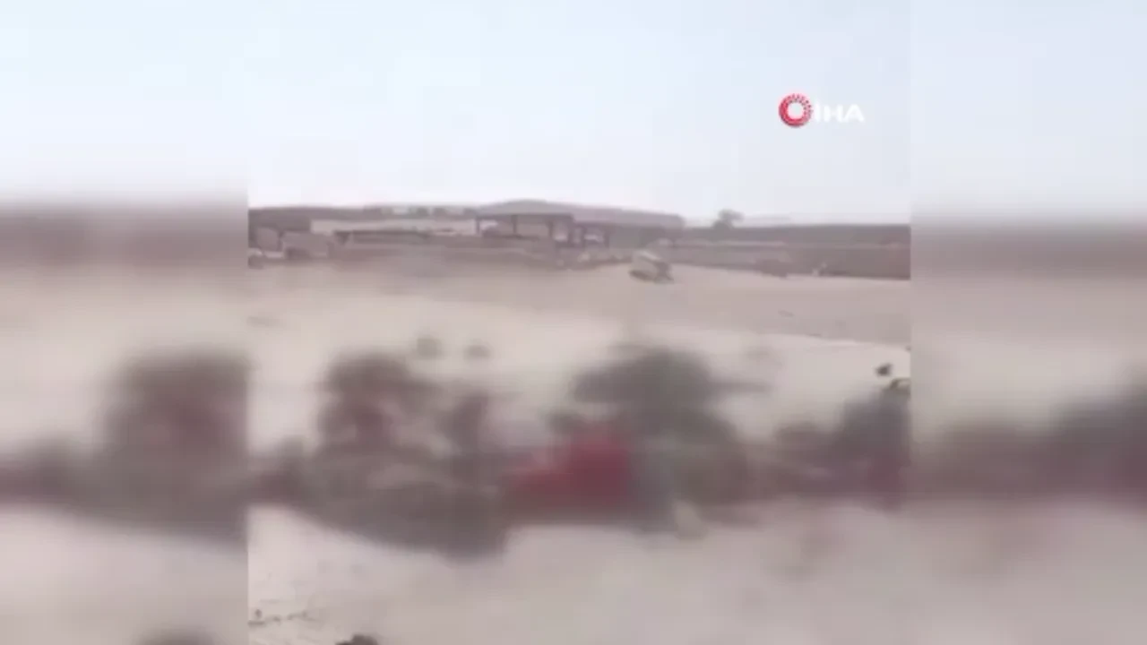 Husiler, Yemen'de askeri kampı bombaladı: Onlarca kişi öldü, yaralılar var