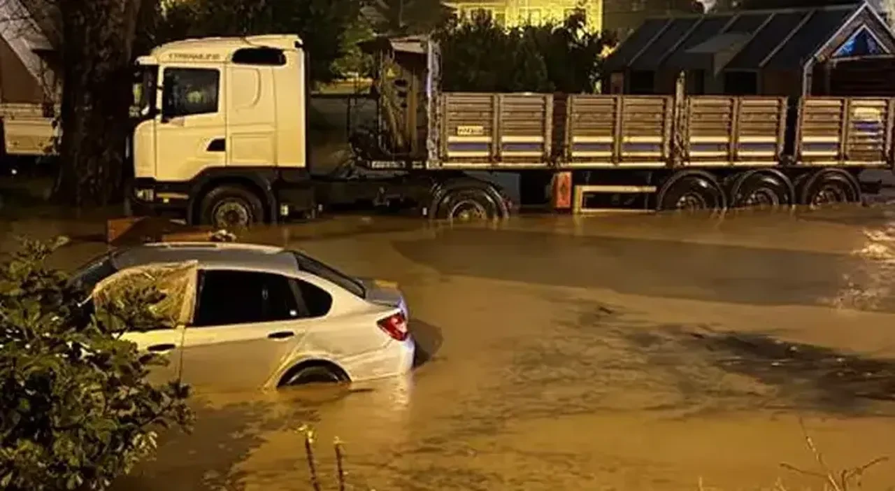 İstanbul Valisi Davut Gül sel felaketinin bilançosunu açıkladı!