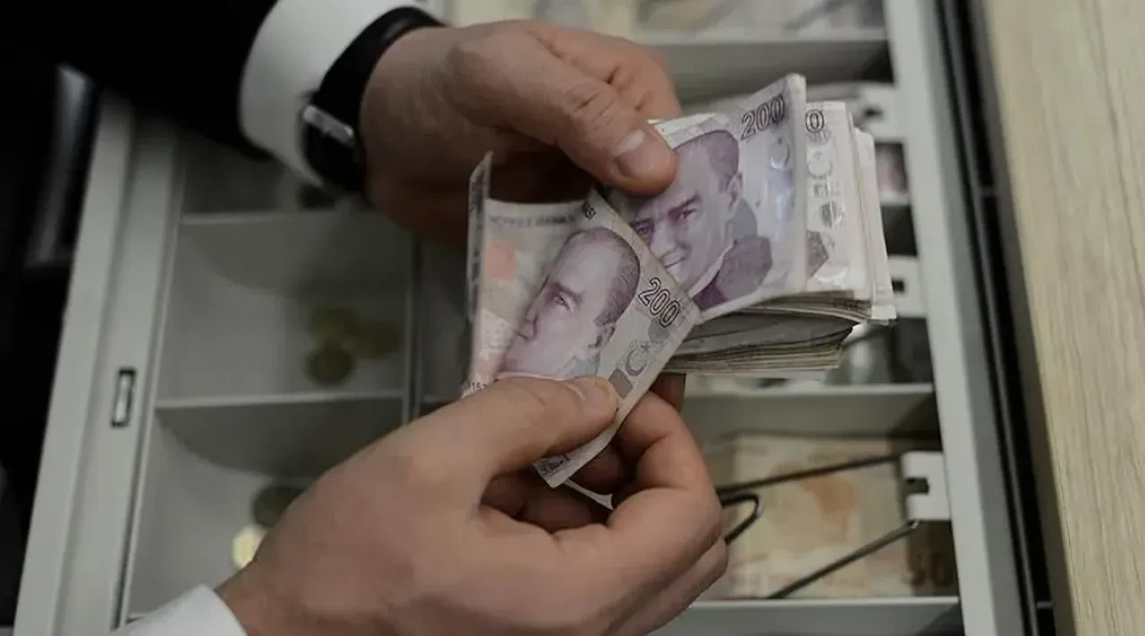 İşveren işçiye yaptığı ödemeyi geri isteyebilir mi? Yargıtay’dan kritik karar