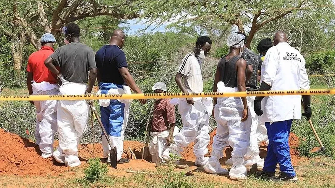 Kenya'da yüzlerce insanı açlıktan ölmeye teşvik eden papaz için bugün karar günü
