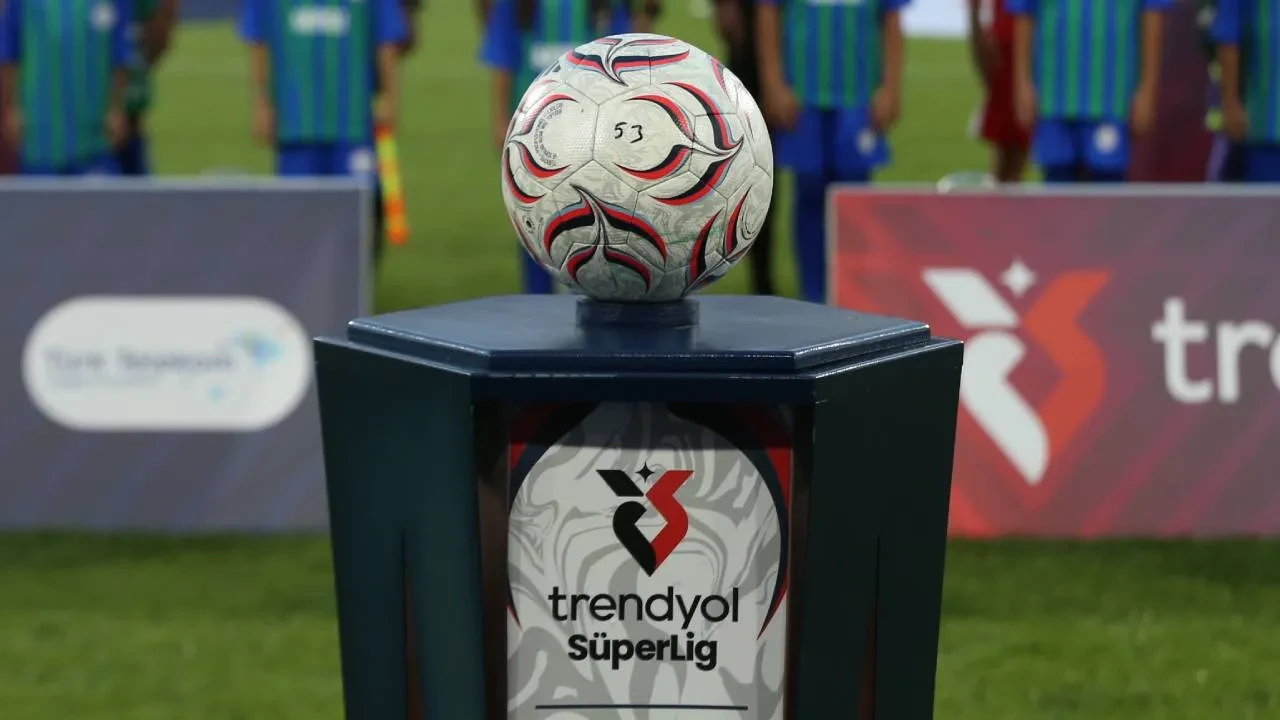 Süper Lig'de 8. hafta sona erdi! İşte haftanın sonuçları ve 9. haftanın maçları