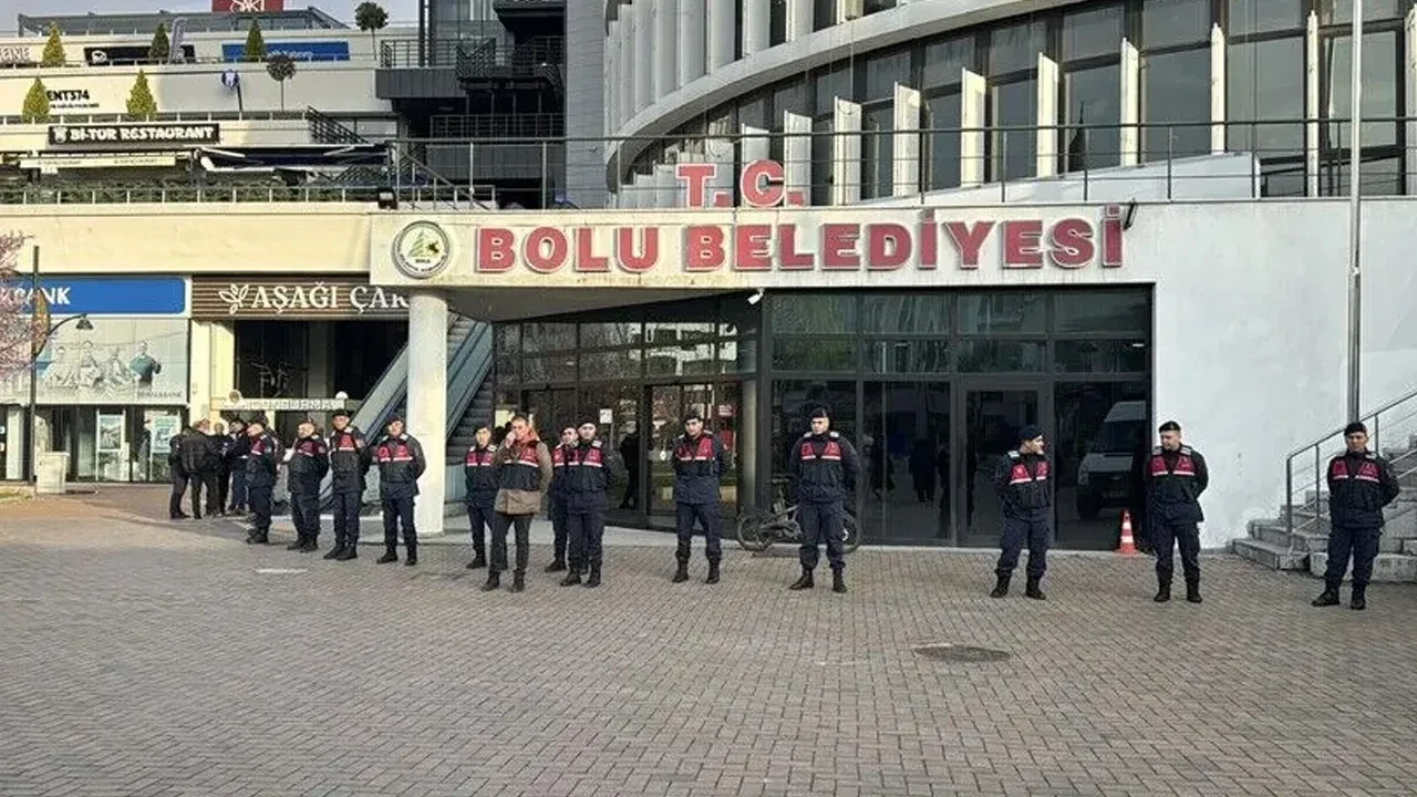 Bolu Belediyesi kooperatif soruşturmasında 5 şüpheli tutuklandı