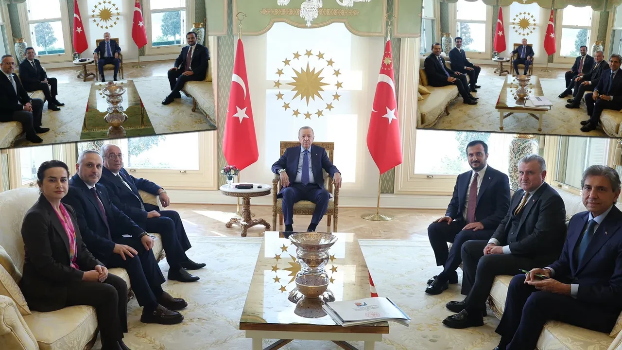 Cumhurbaşkanı Erdoğan, CHP'den AK Parti'ye geçen belediye başkanlarıyla görüştü