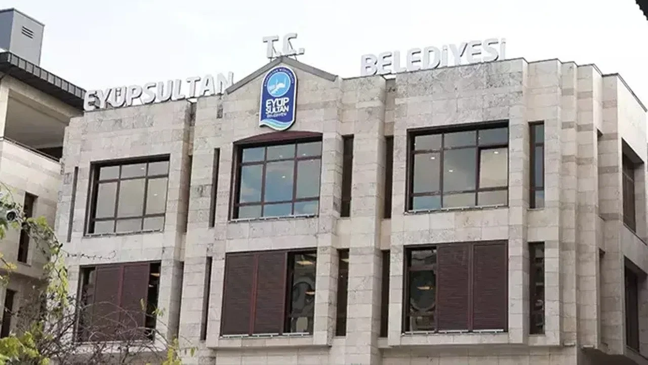 Eyüpsultan Belediyesi hangi partide, meclis üye dağılımı nasıl? Eyüpsultan Belediye Başkanı Mithat Bülent Özmen kimdir?