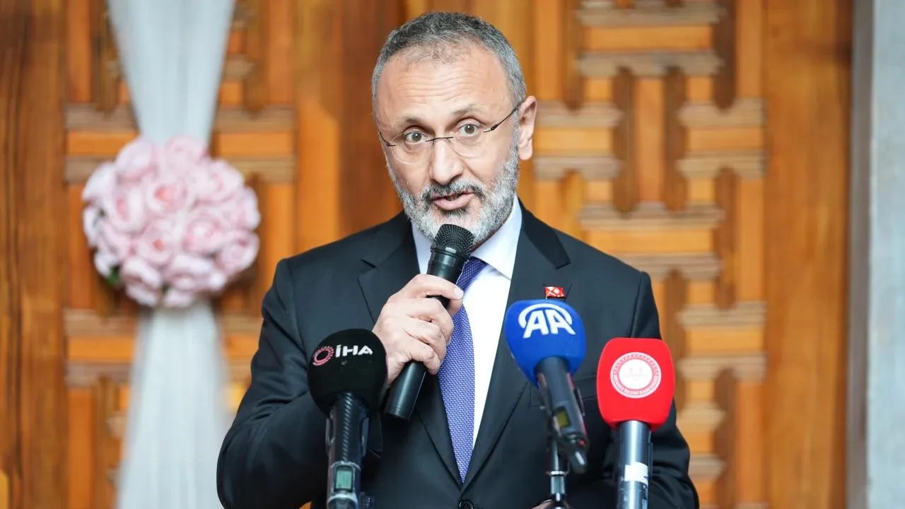 Eyüpsultan Belediyesi'ne yolsuzluk operasyonu: Mithat Bülent Özmen dahil 28 kişi gözaltına alındı