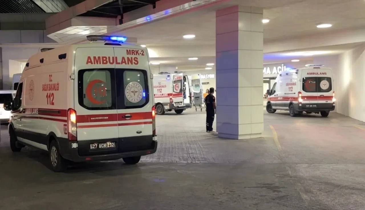 Gaziantep'te aile faciası: Anne, baba ve çocuk pencereden atladı