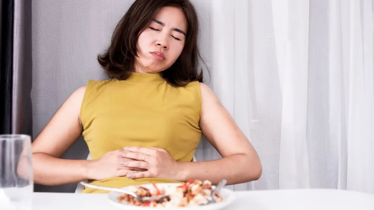 Karın şişkinliğini hafife almayın! Masa başı çalışanlar dikkat