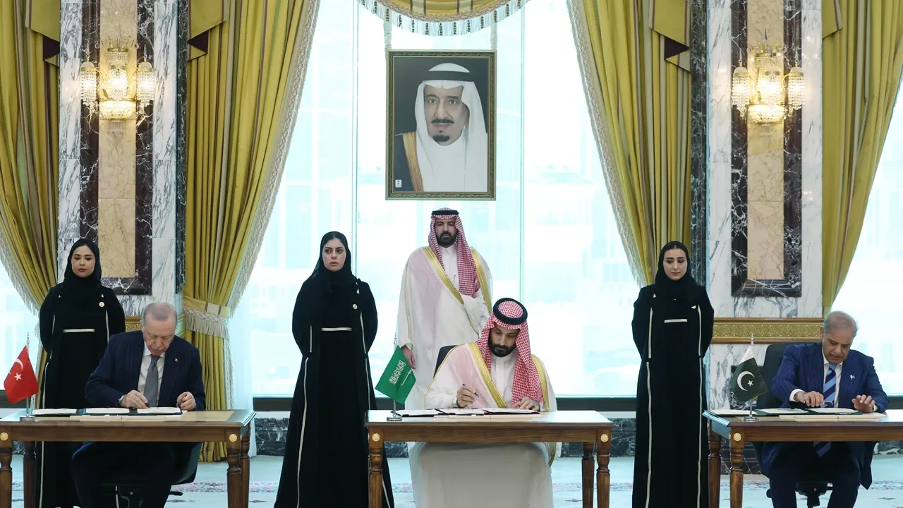 Mekke Anlaşması'nda Suudi Arabistan'da acil toplantı