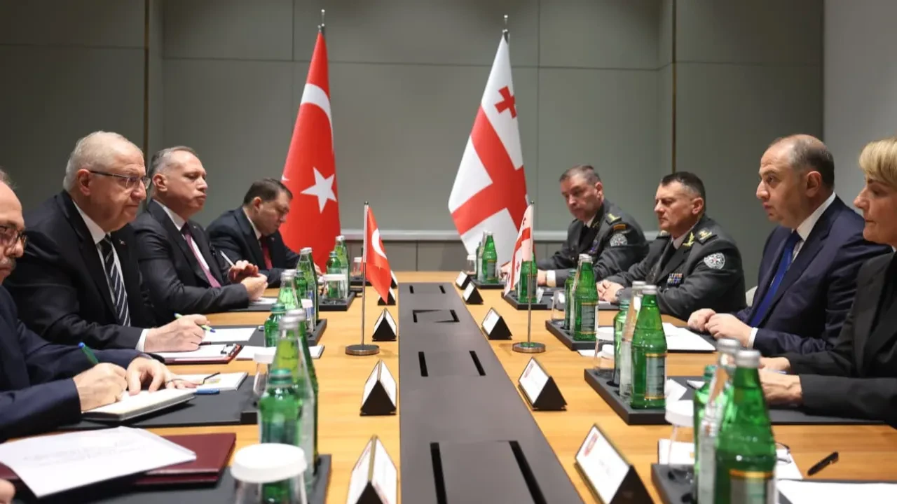 Şuşa'da üçlü zirve! Bakan Yaşar Güler'den kritik temaslar 