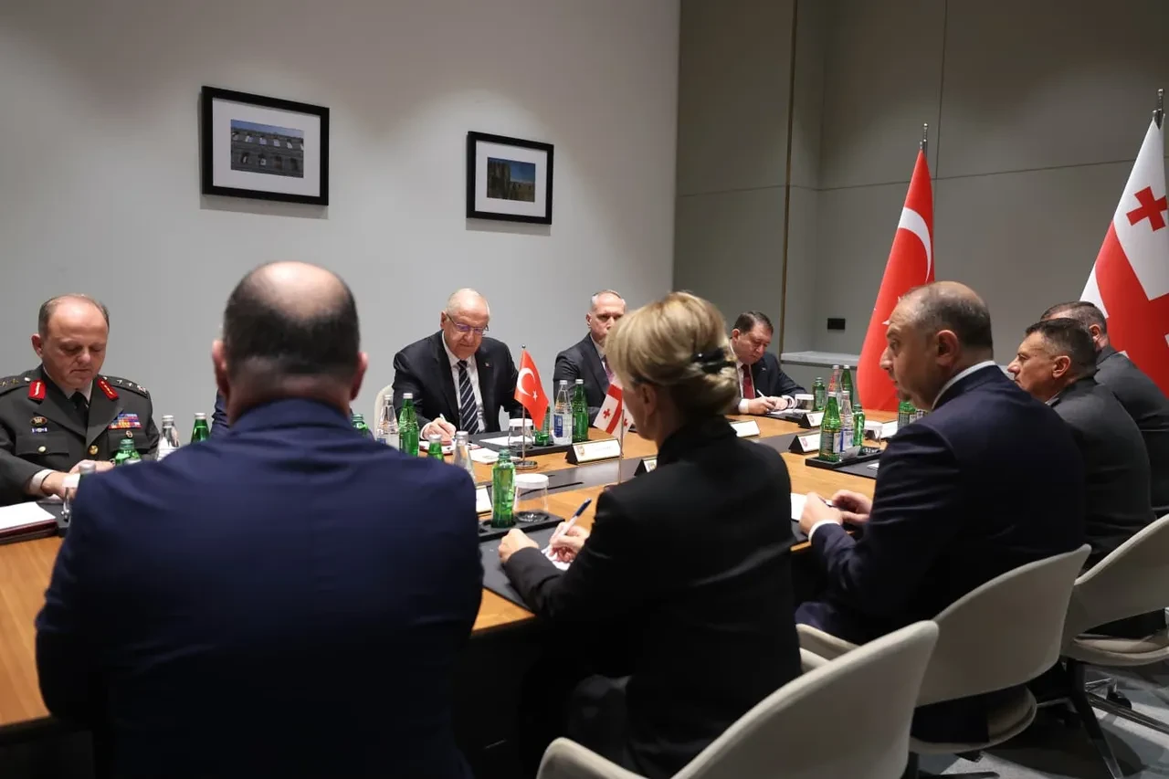 Şuşa'da üçlü zirve! Bakan Yaşar Güler'den kritik temaslar