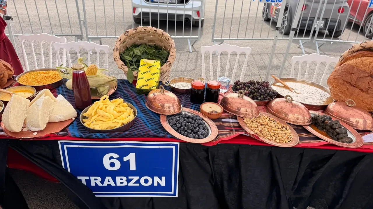 Tam 257 metre! Guinness için 81 ilden rekor denemesi